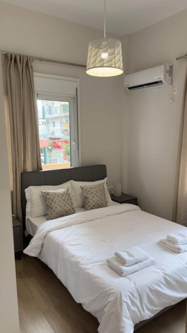 New Center Apartment Near Metro Atina Dış mekan fotoğraf