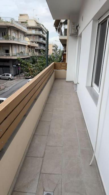 New Center Apartment Near Metro Atina Dış mekan fotoğraf